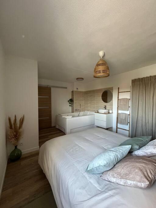 Romantique Room Muret Extérieur photo